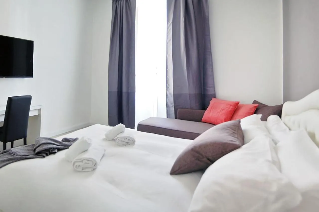 Apartment Guardabassi Collection - Vatican White By Varental Rom Italien
