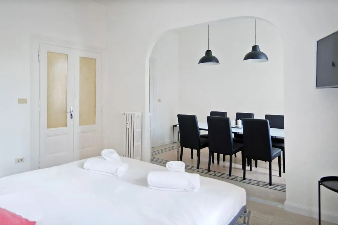 Guardabassi Collection - Vatican White By Varental Rom 0*,  Italien